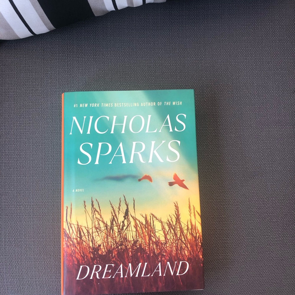 Dreamland by Nicholas Sparks Hardcover